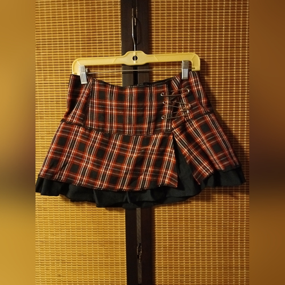 Super low fat vintage Y2k gothic skirt